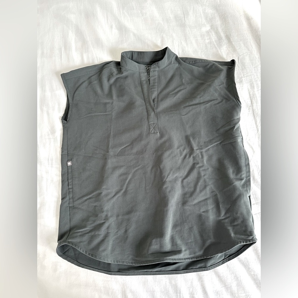 Figs Grey Mandala Scrub Top XS